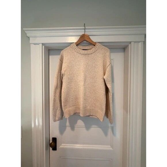 J. Crew Sweaters - J.Crew Oatmeal colored crewneck sweater